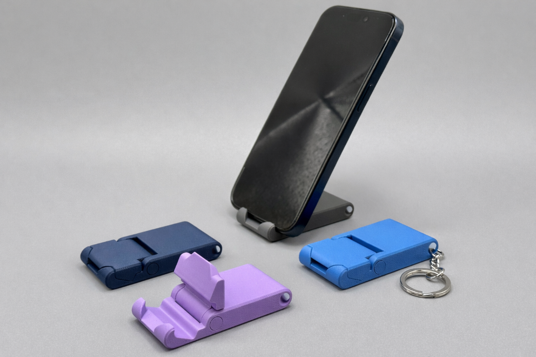 Small smartphone stand